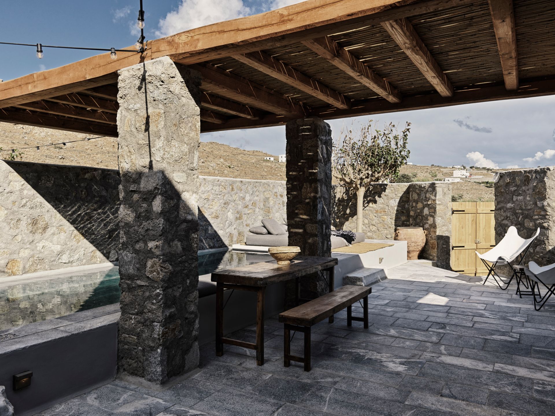 Nomad-Mykonos-Nomad-Suite-Sea-View-with-Private-Pool (18)