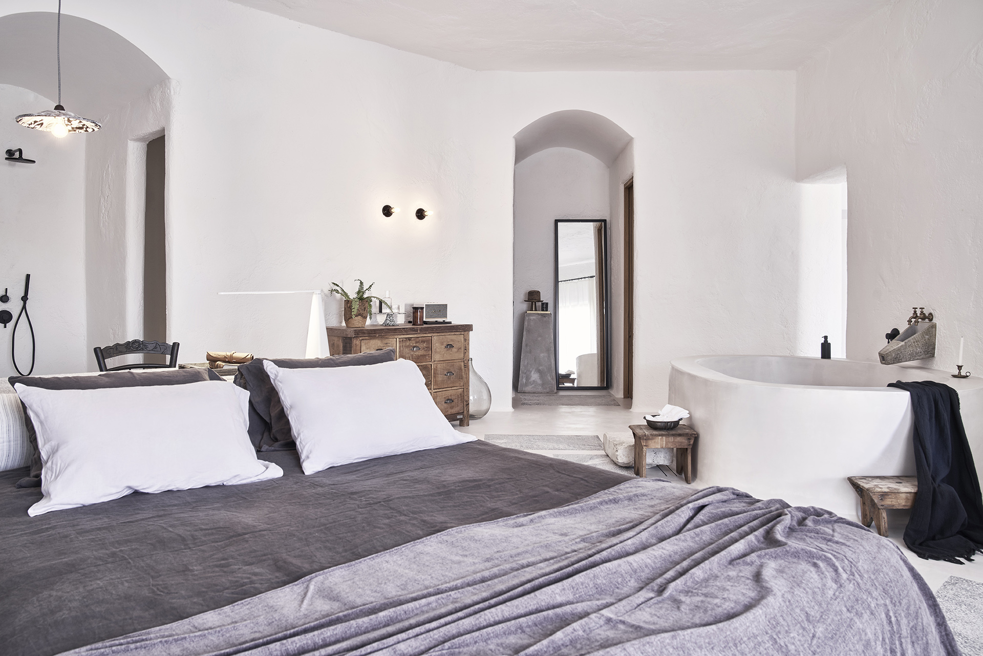 Cave Suite with private Pool_nomads mykonos (1)