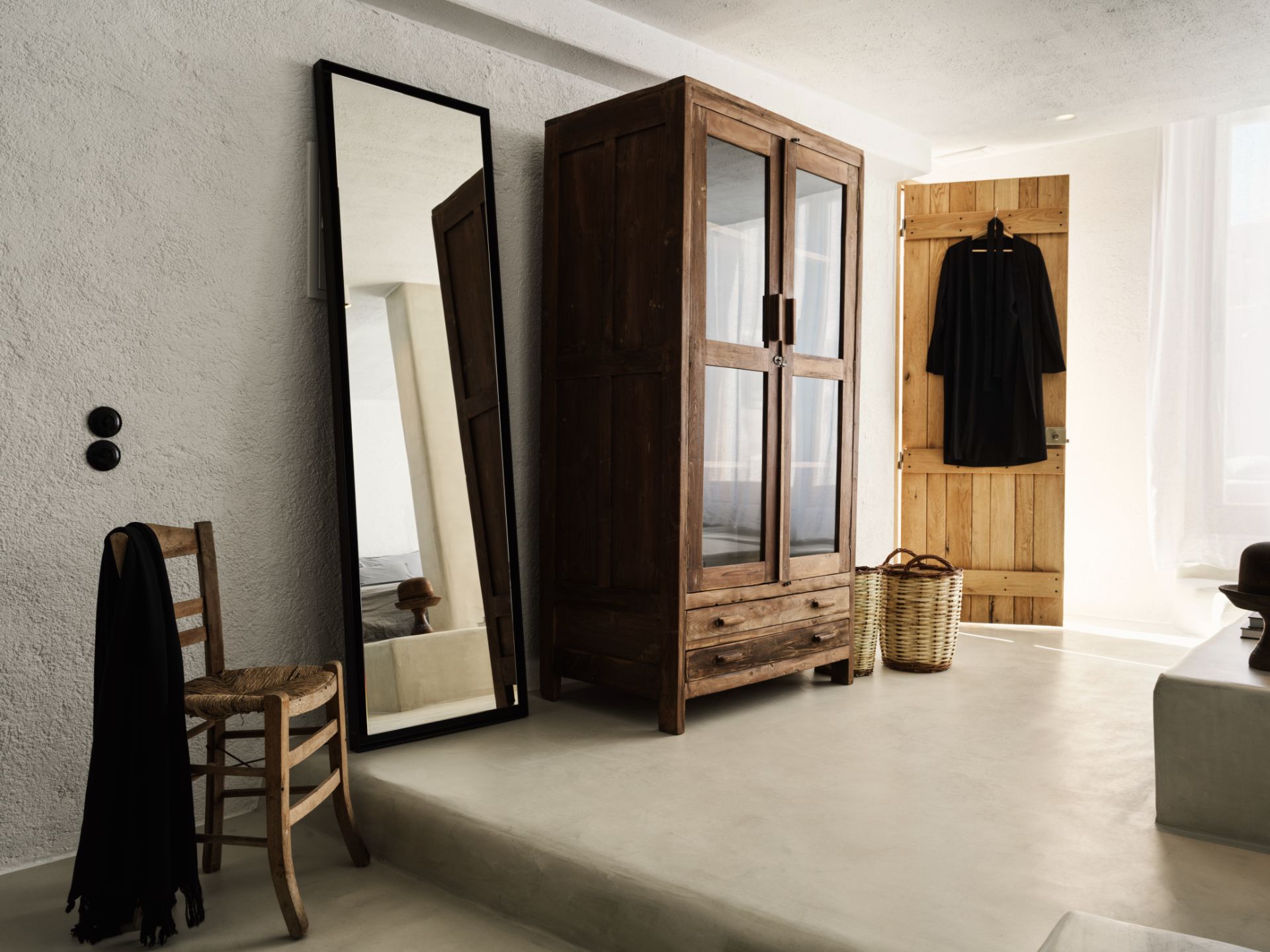 Nomad Mykonos Luxury Hotel Suites – Hideout Suite with Private Pool & Yard (2)