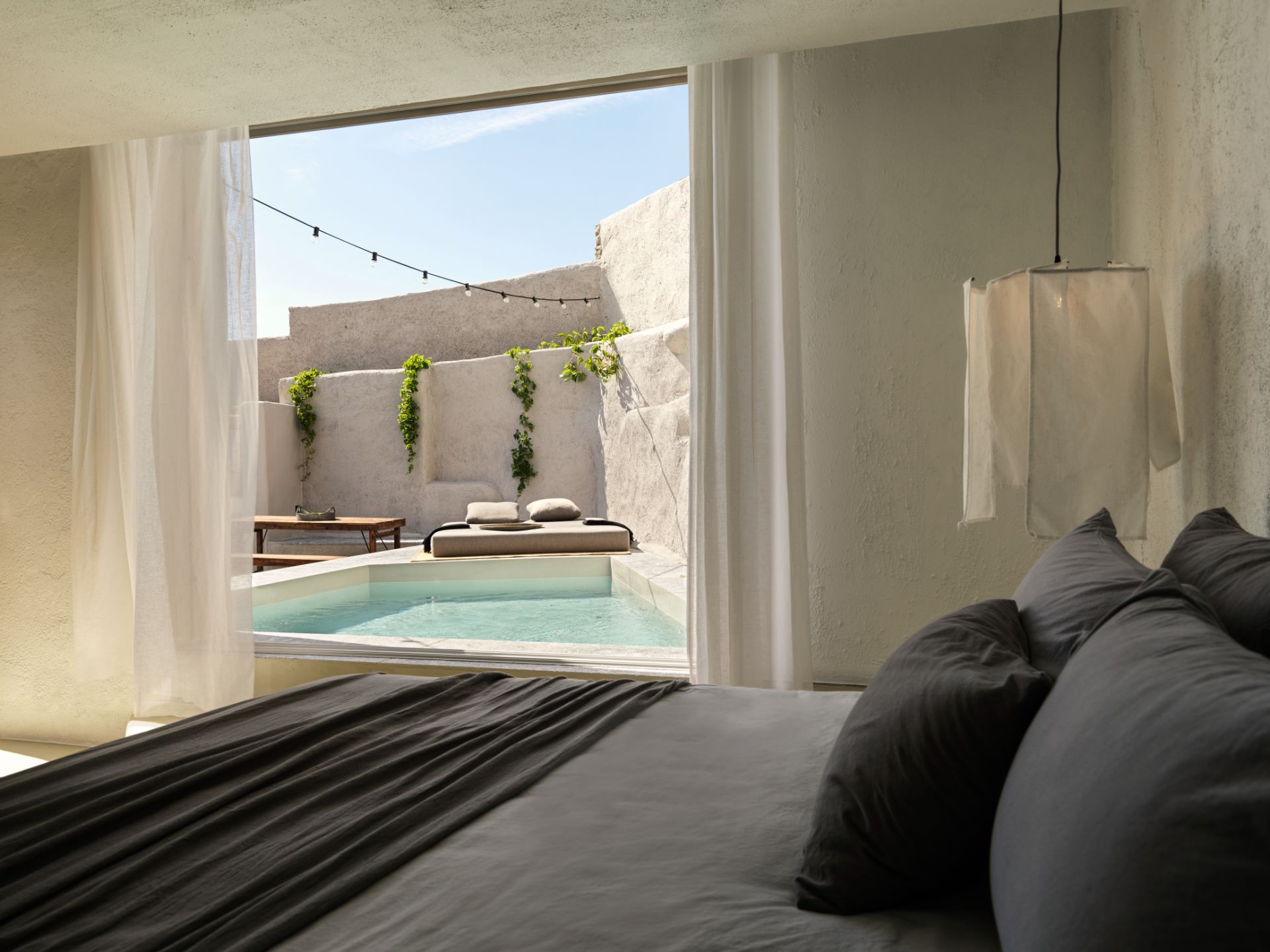 Nomad Mykonos Luxury Hotel Suites – Hideout Suite with Private Pool & Yard (2)